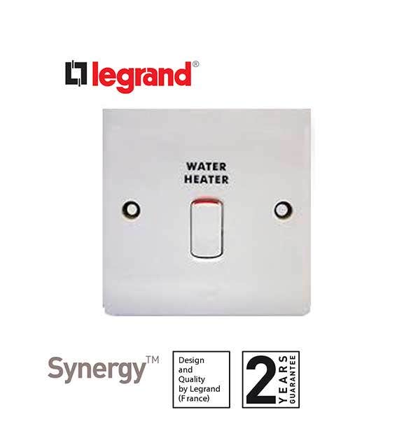 ليجراند - مفتاح سخان سينرجي - 20 أمبير - 250 فولت - مع علامة Water Heater - أبيض