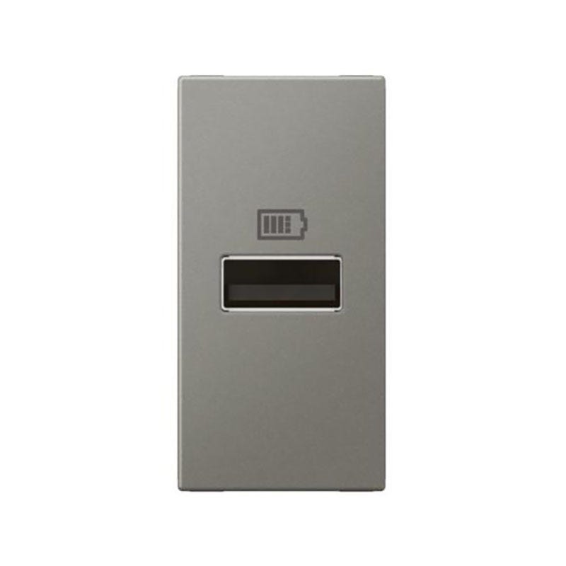 ليجراند - USB Arteor، 1 موديول، منفذ واحد A، 3A، 15W، 5V، 100/240V، Magnesium