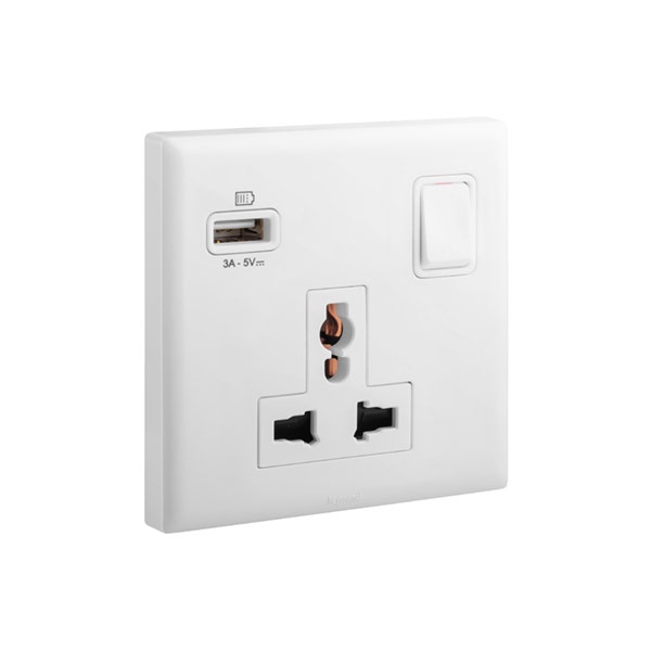leg.618059.jpg ليجراند - مقبس إلوي، متعدد المعايير، مفرد، أحادي القطب، Switched + USB-A، 16A، 250V، أبيض - الصورة 1