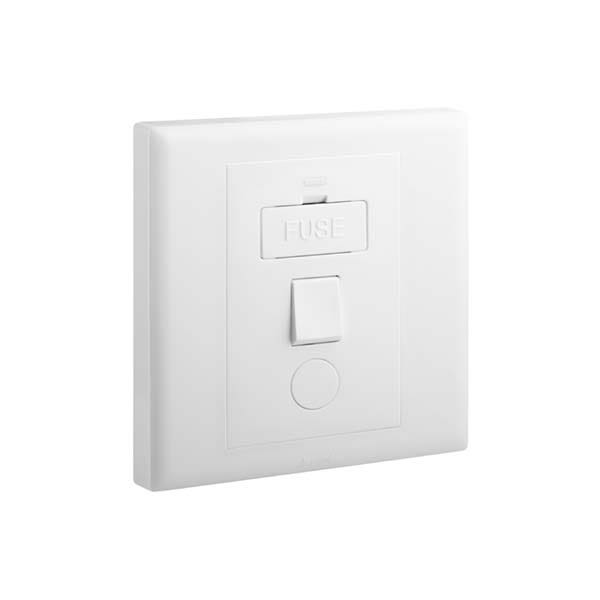 ليجراند - موصل إلوي، مفرد، 13A، Switched + مخرج كهربائي للحبل، أبيض