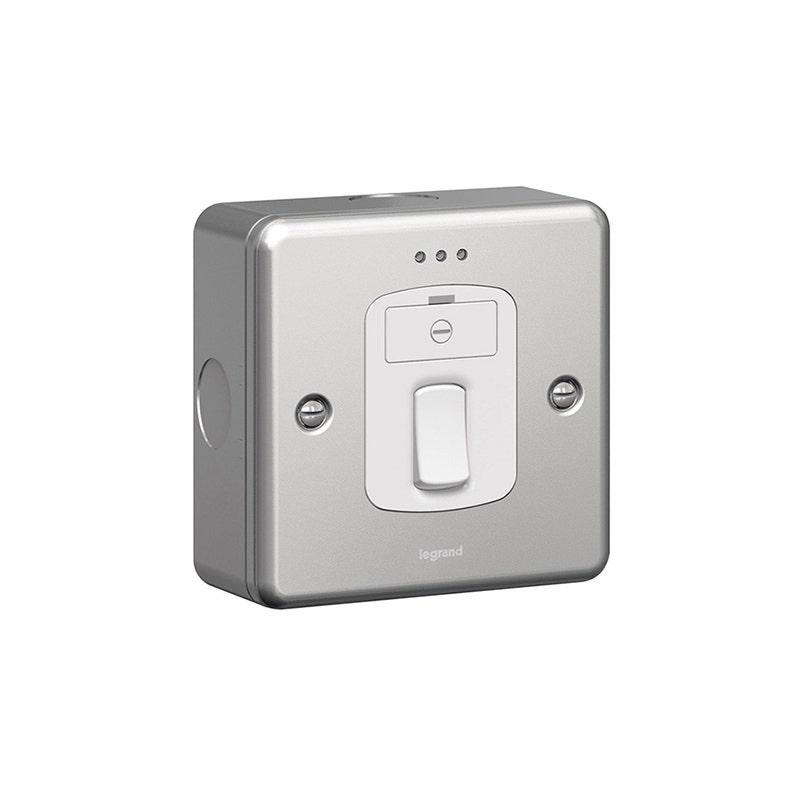 ليجراند - وحدة اتصال مزدوجة مع مفتاح للتيار، Synergy، 13A، 230V، مفتاح + LED، معدني